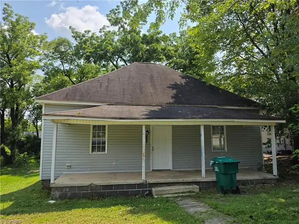 806 E Commerce Avenue, High Point, NC 27260