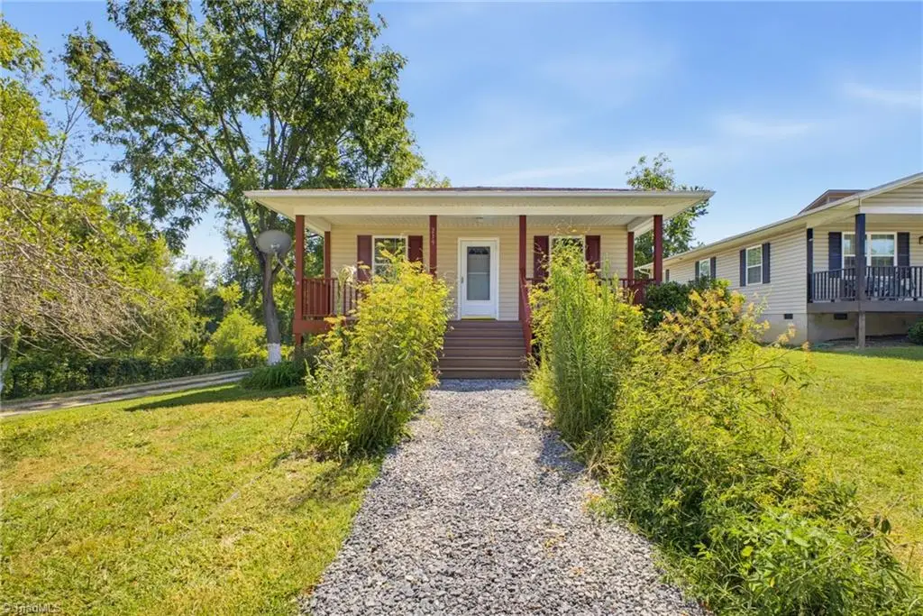 219 E Oakview Road, Asheville, NC 28806 - #1