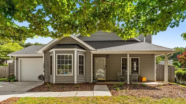 21 Crestbrook Court, Greensboro, NC 27455