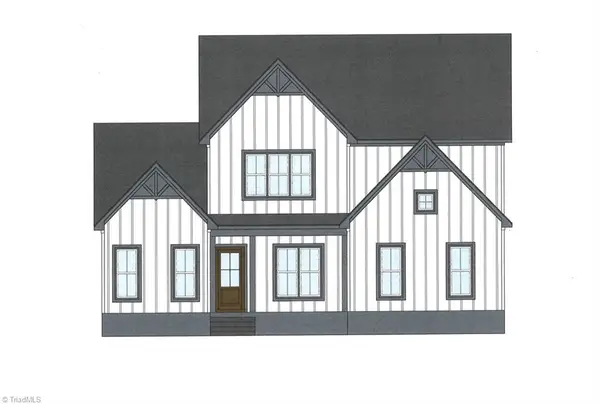 528 Saddleback Road, Greensboro, NC 27455