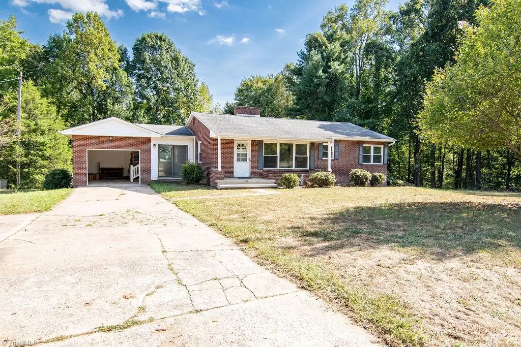 1428 Us Highway 311 N, Walnut Cove, NC 27052 - #1
