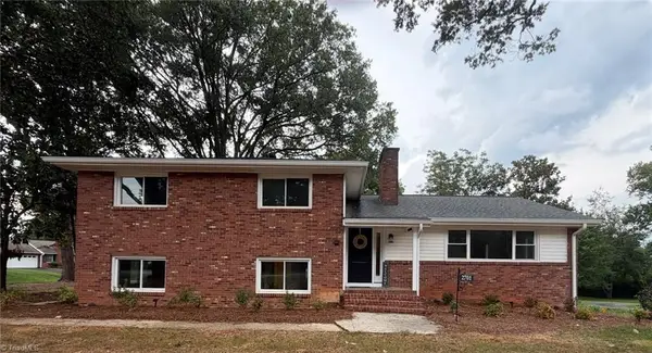 2701 Tudor Road, Winston-Salem, NC 27106