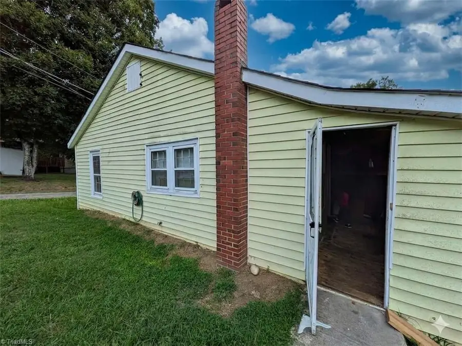 181 Railroad Street, Mocksville, NC 27028 - #2