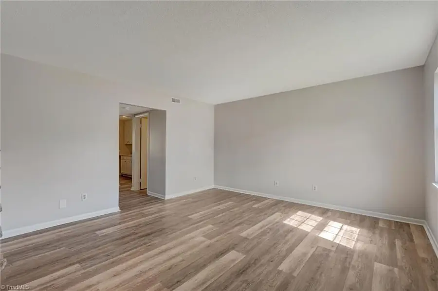 5735 Bramblegate Road, Greensboro, NC 27409 - #3