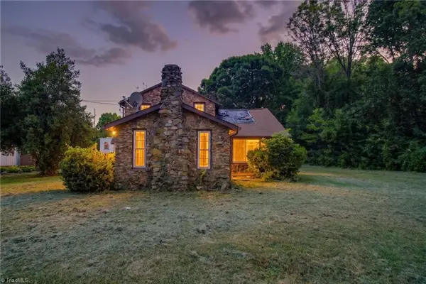 300 New Street, High Point, NC 27260