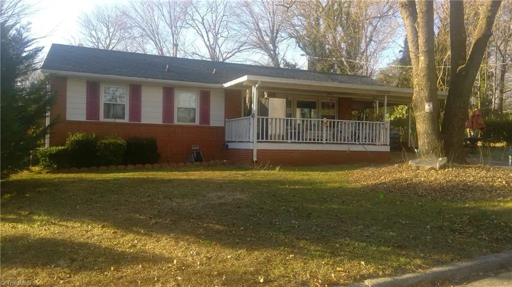 3303 Frost Place, Greensboro, NC 27405 - #1