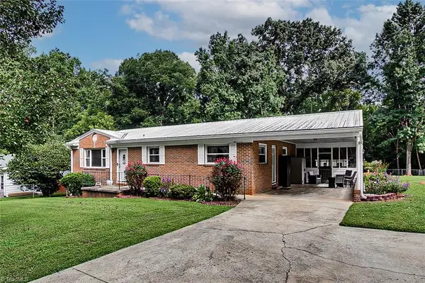 4667 Huntingwood Road, Ramseur, NC 27316