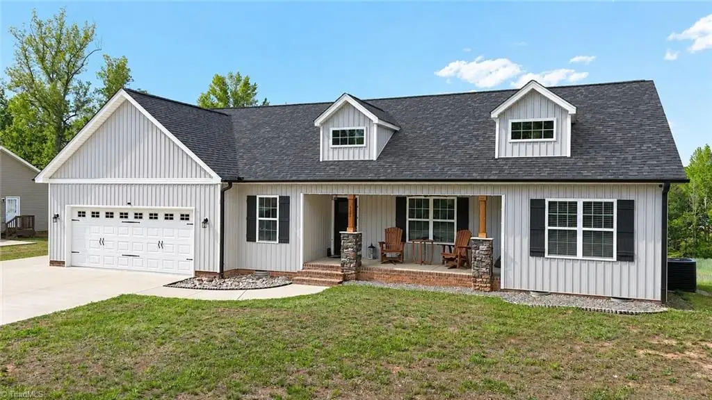 338 Price Street, Stoneville, NC 27048 - #1