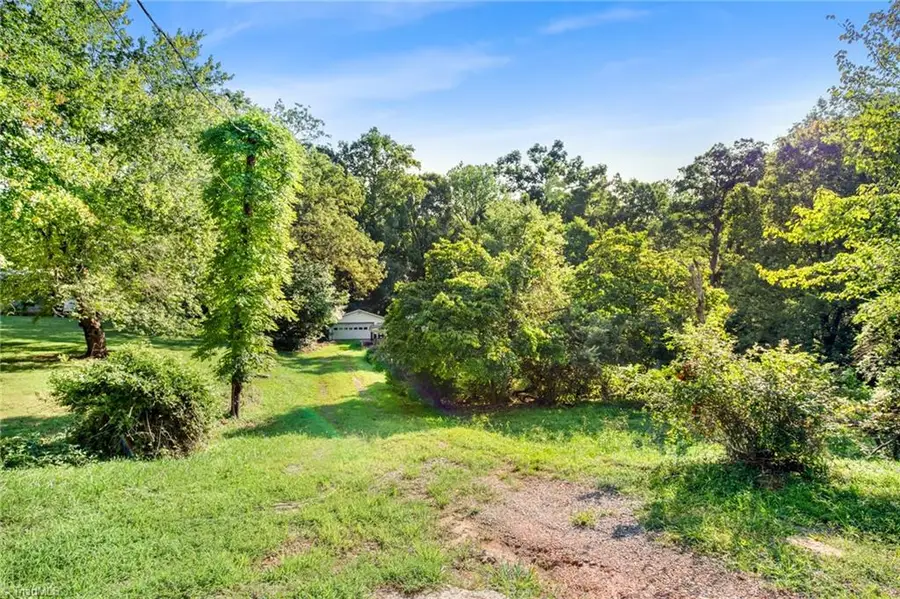 123 Old Linville Road, Kernersville, NC 27284 - #2