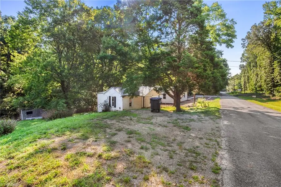 129 Old Linville Road, Kernersville, NC 27284 - #3