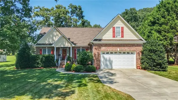 3005 Pearson Farm Drive, Browns Summit, NC 27214