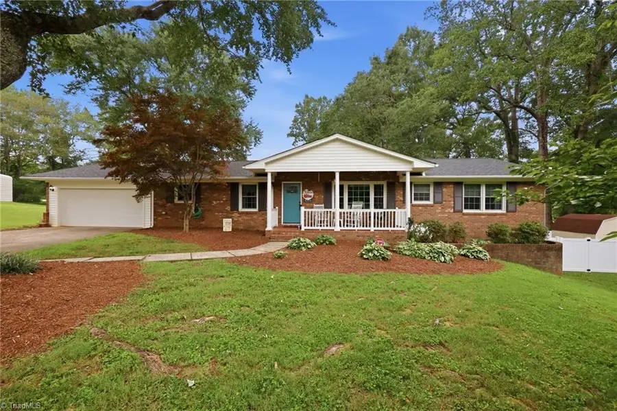 1008 Augusta Court, Kernersville, NC 27284 - #2
