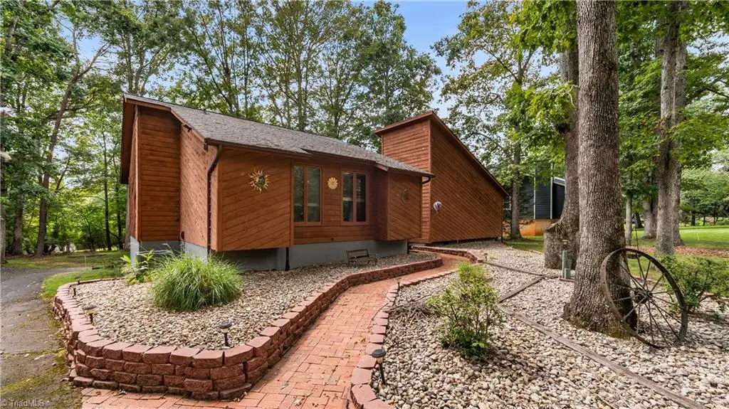1308 Bunny Trail, Winston Salem, NC 27105 - #1
