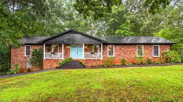 681 Foxcroft Drive, Lexington, NC 27292