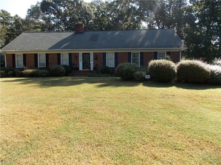 4915 Warfield Drive, Greensboro, NC 27406 - #2