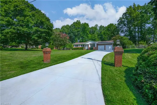 1133 Pennywood Drive, High Point, NC 27265