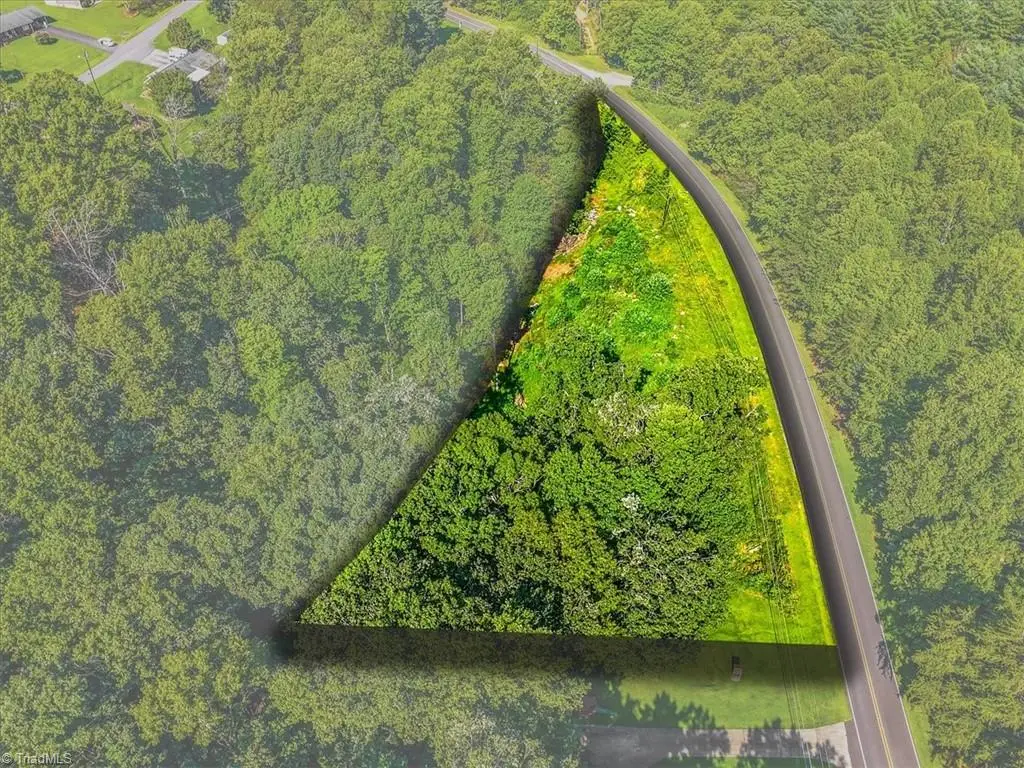 1805 Greenhill Road, Mount Airy, NC 27030 - #1