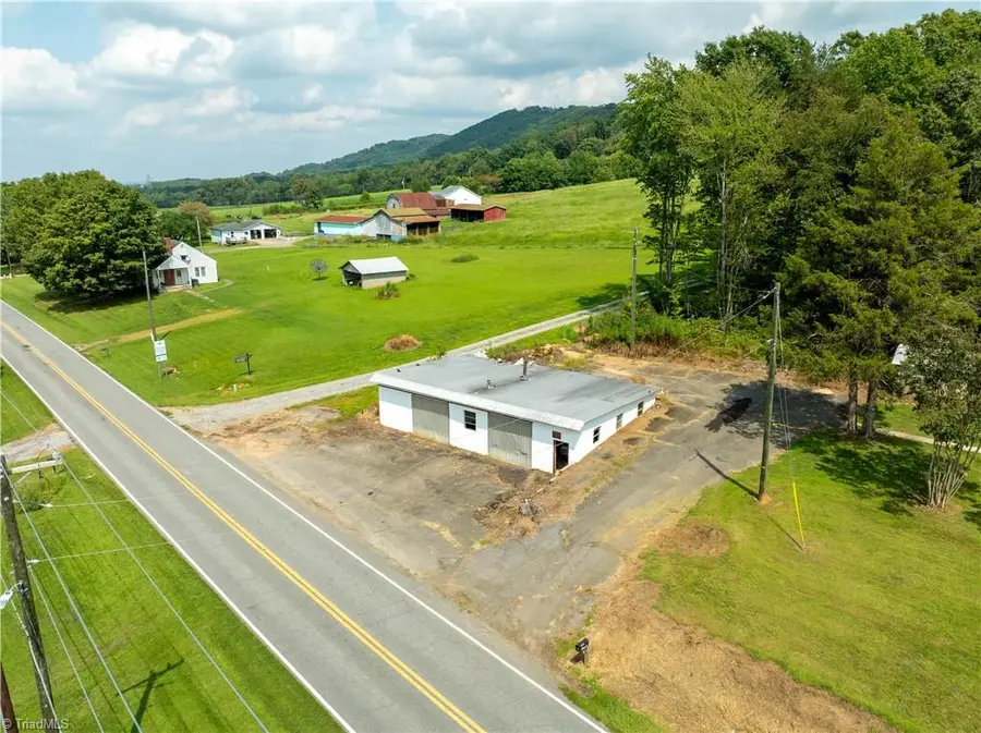 2316 Swan Creek Road, Jonesville, NC 28642 - #3