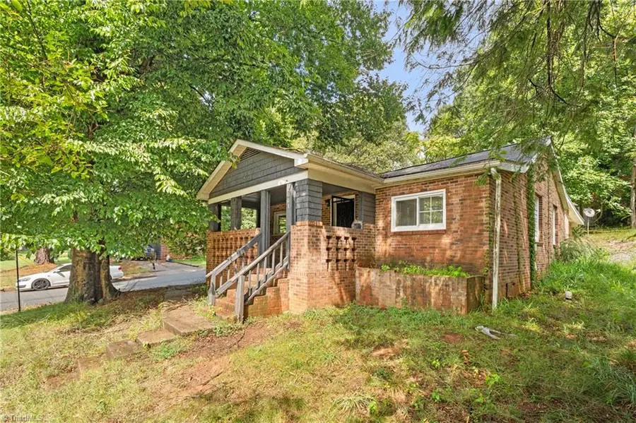 2001 Bowen Boulevard, Winston Salem, NC 27105 - #2