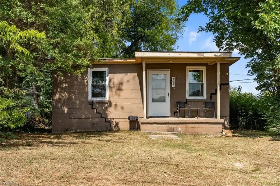 308 Holderby Street, Reidsville, NC 27320 - #3