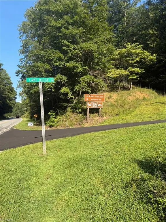0 Lake Ridge Drive, Wilkesboro, NC 28697