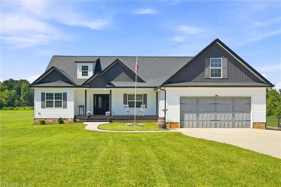 6135 Nc Highway 62, Burlington, NC 27215 - #3