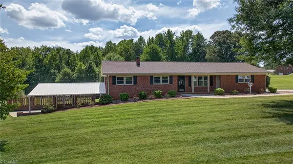 1335 Old Mill Farm Road, Lexington, NC 27295