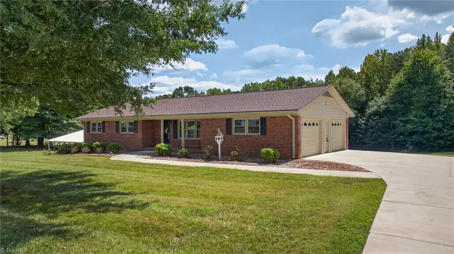 1335 Old Mill Farm Road, Lexington, NC 27295 - #2