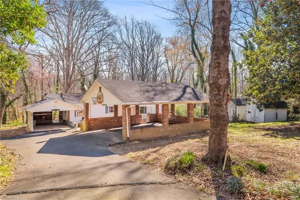 3825 Old Hollow Road, Kernersville, NC 27284