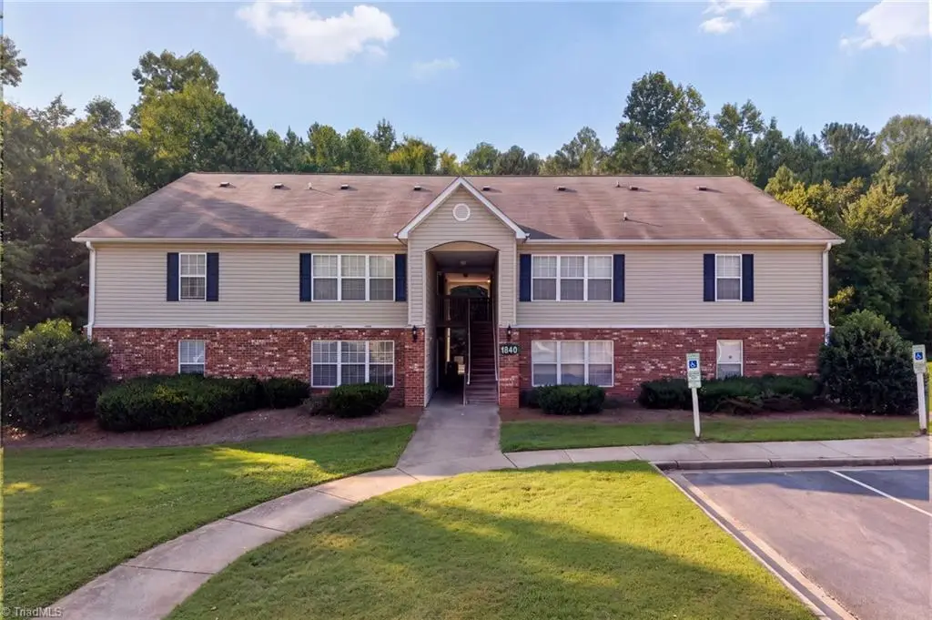 1840 Crest Hollow Drive #101, Winston Salem, NC 27103 - #1