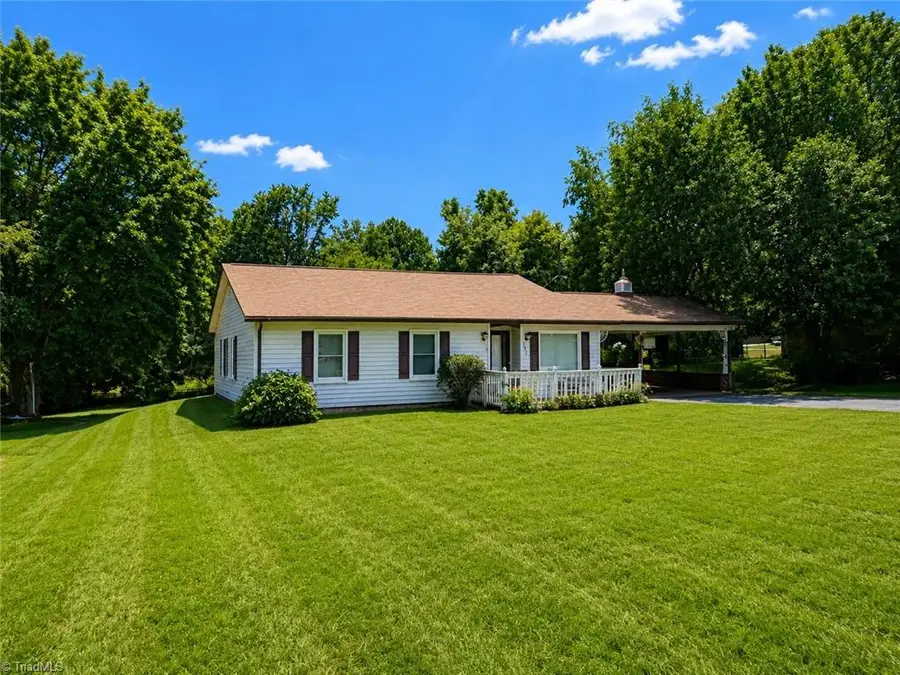 221 Stonehedge Drive, King, NC 27021 - #3