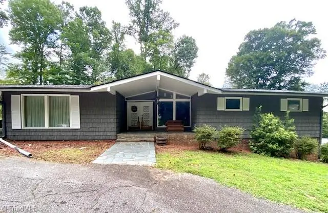 2082 Mountain Valley Church Road, North Wilkesboro, NC 28659 - #3