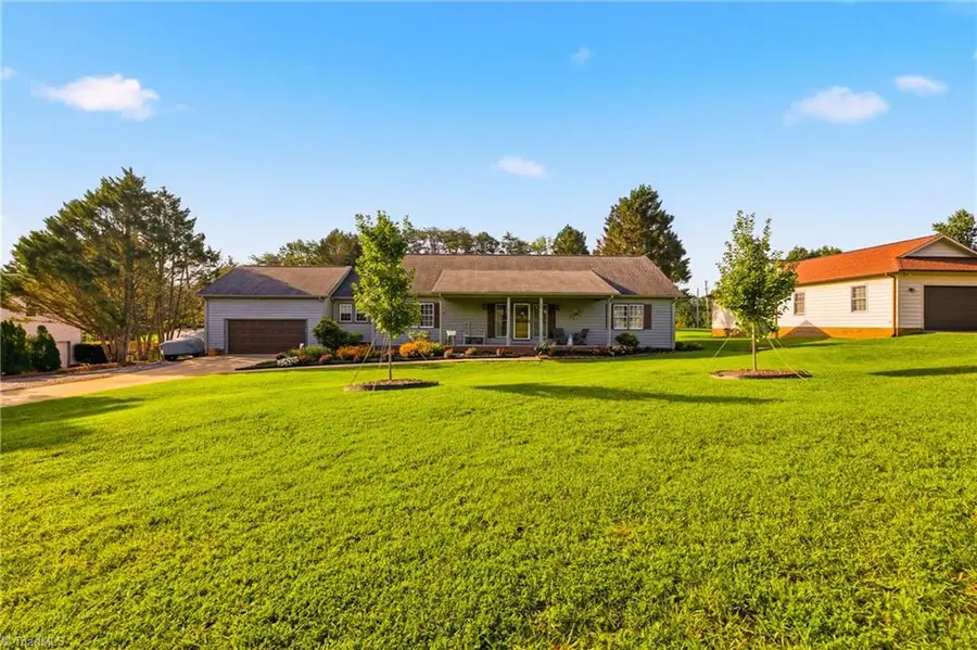 40 Candlewick Cove Drive, Taylorsville, NC 28681 - #3