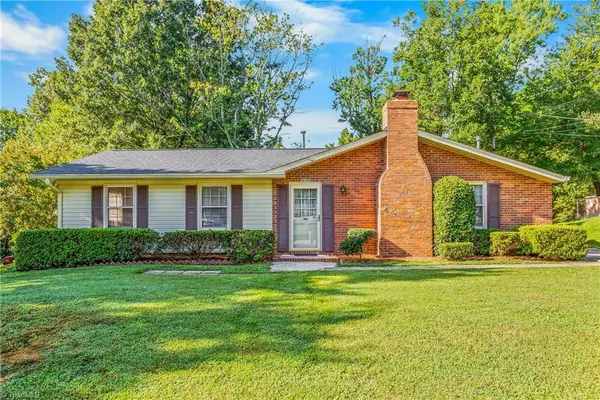 808 Ernest Court, High Point, NC 27263