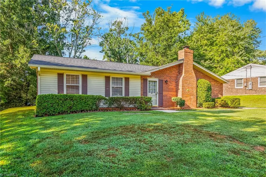 808 Ernest Court, High Point, NC 27263 - #2
