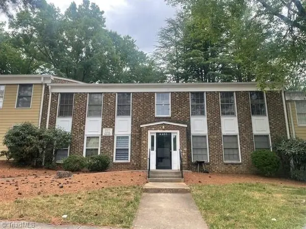2811 Tully Square #H, Winston-Salem, NC 27106