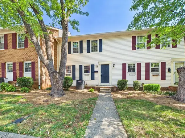 3219 Regents Park Lane #C, Greensboro, NC 27455