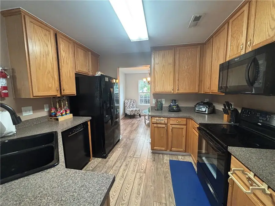 4413 Gray Wolf Way, Greensboro, NC 27406 - #3