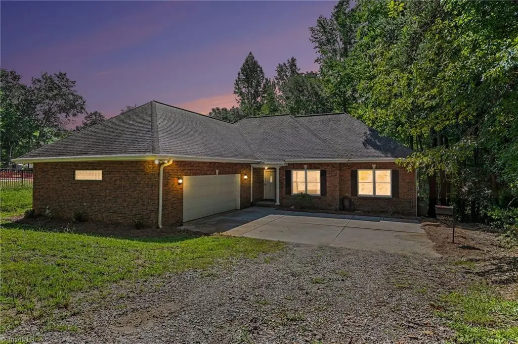 8271 Long Island Road, Catawba, NC 28609 - #1