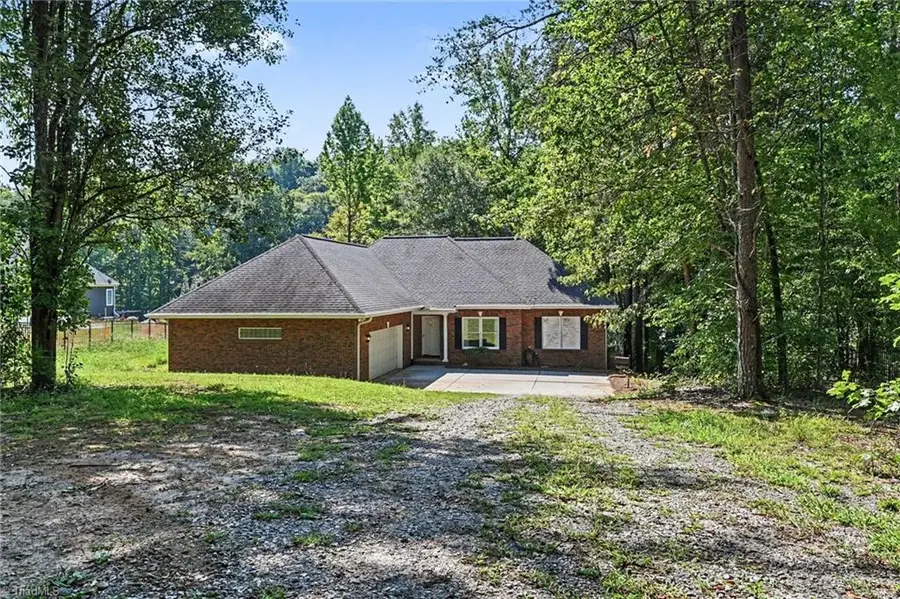 8271 Long Island Road, Catawba, NC 28609 - #3
