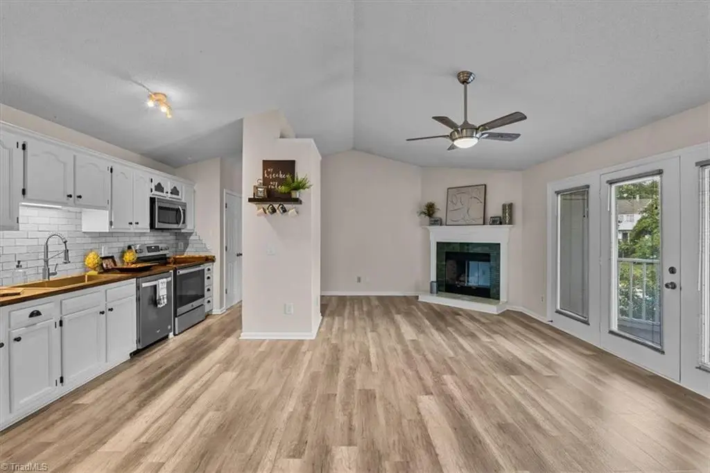 3701 Cotswold Terrace #7M, Greensboro, NC 27410 - #1