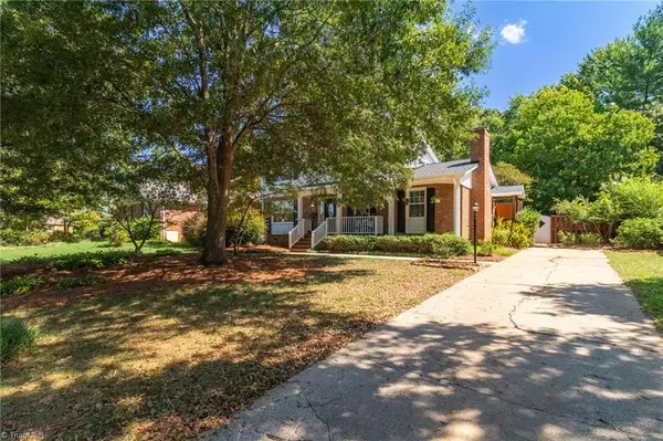 2014 Medhurst Drive, Greensboro, NC 27410