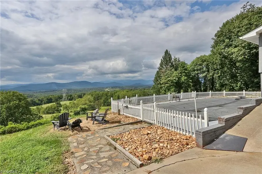 3459 Billings Hill Church Road, Traphill, NC 28685 - #3