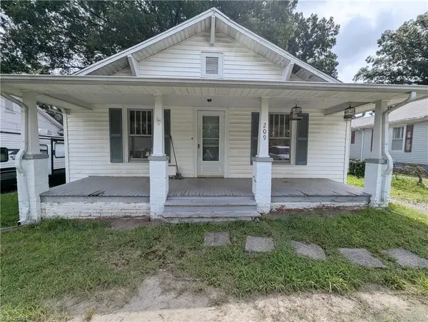 209 Moore Street, Thomasville, NC 27360
