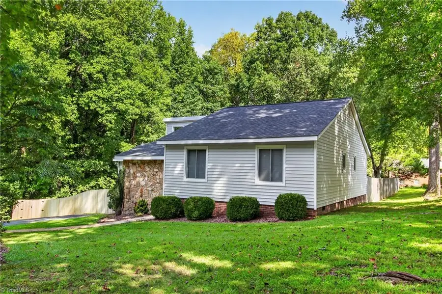 609 Robin Lane, Archdale, NC 27376 - #3