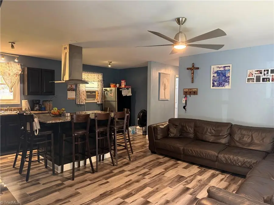 301 E State Avenue, High Point, NC 27262 - #3