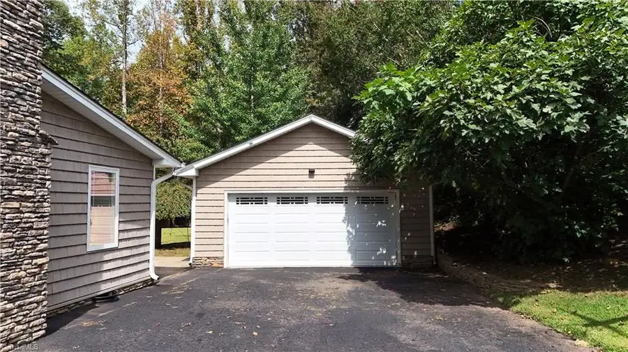 619 Cross Creek Drive, Mount Airy, NC 27030 - #3