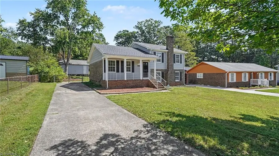 1115 Castlegate Drive, Winston Salem, NC 27103 - #2