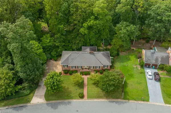 927 Kingston Drive, High Point, NC 27262