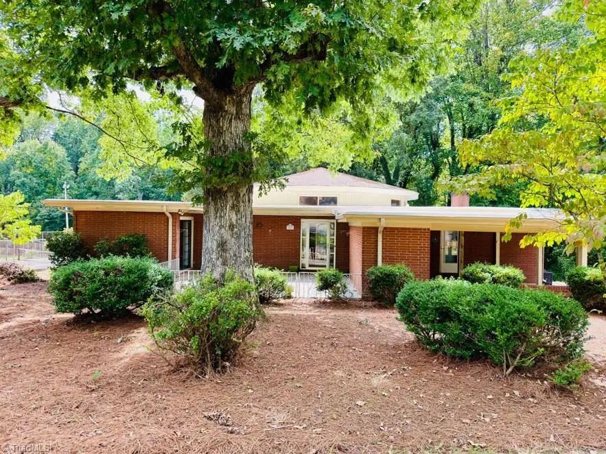 1031 Country Lane, Midway, NC 27107 - #1